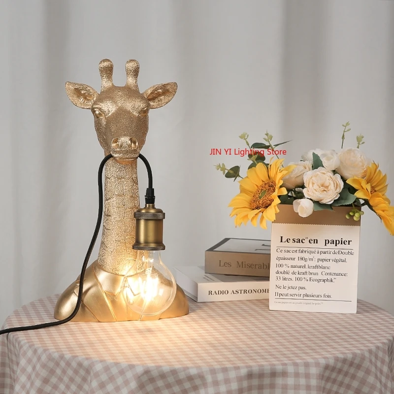 Złota Żywiczna Lampa Podłogowa – Decor Lighting Sales recenzja i cena